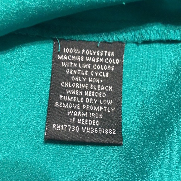 Blue and Green Mossimo sleeveless blouse - Picture 5 of 5